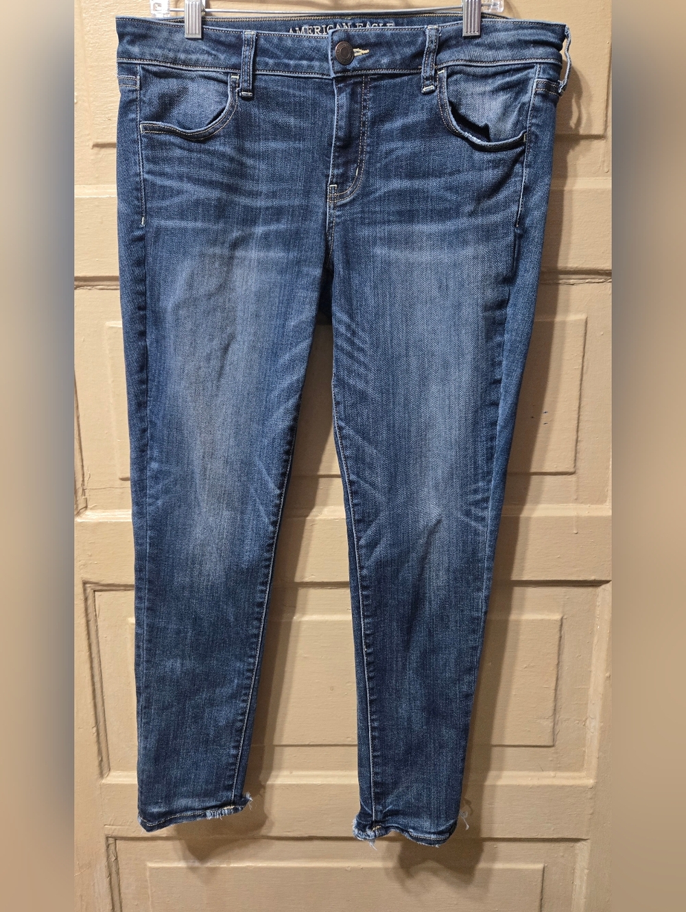American Eagle Super Super Stretch Super Low Rise Jegging Jeans Size: 16